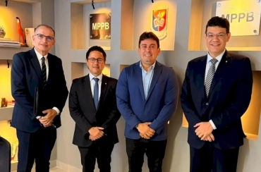 Helder Carvalho participa de reunião com representantes do MPPB e destaca compromisso com a transparência e o diálogo institucional
