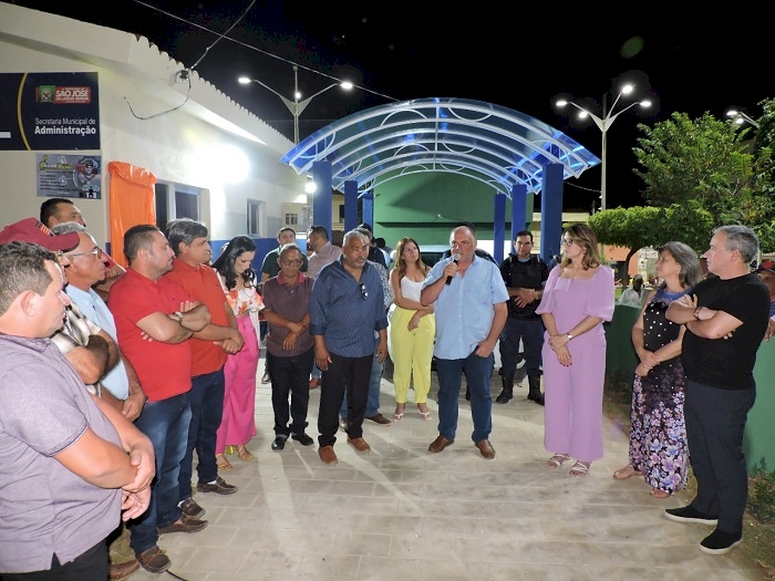 Prefeito Coloral destaca o avanço de