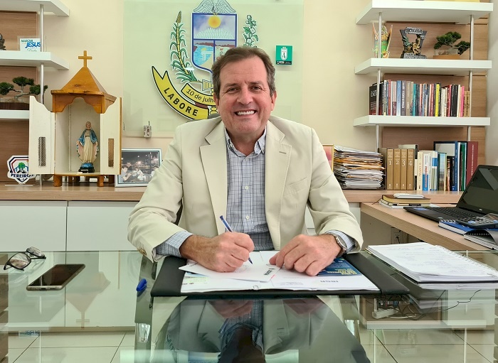 Caso Hope Medical Justiça absolve o prefeito de Sousa, Fábio Tyrone, em ação por ato de Caso Hope Medical Justiça absolve o prefeito de Sousa, Fábio Tyrone, em ação por ato de