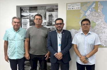 Lindolfo e Manezinho anunciam modernização da rede de abastecimento em Sumé