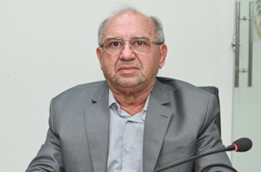 Ananias Vieira destaca importância de atualização da Política Municipal do Idoso em Sousa