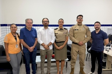 Deputado Lindolfo Pires articula implantação do programa Caminhar em Sousa