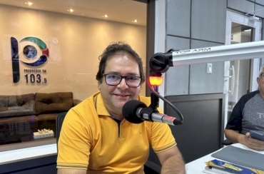 Odair José destaca importância do Agosto Dourado e valoriza Banco de Leite do Hospital Regional de Sousa