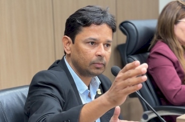 Vereador Diógenes Ferreira protocola requerimento e solicita triciclos funcionais para catadores de materiais recicláveis de Sousa