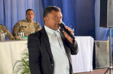 Batatinha reforça importância da prevenção e denúncia contra a violência à mulher em sessão itinerante