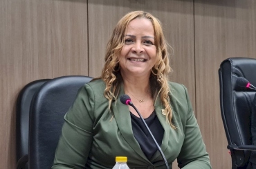 Vereadora Lana Dantas requer realização de audiência pública para discutir sobre o serviço de abastecimento d'água em Sousa 