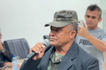 Batatinha apoia urgência para projeto que atualiza Política Municipal do Idoso em Sousa