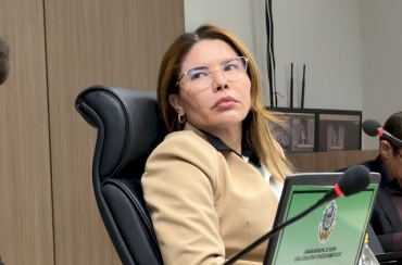 Amanda Silveira encaminha demanda para construção de praça com academia em Logradouro dos Alves