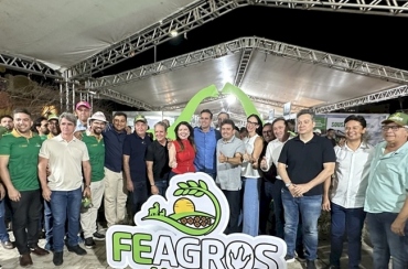 Lucas Ribeiro visita FEAGROS em Sousa e elogia Deusdete Queiroga para compor chapa como vice; 'é um excelente nome'