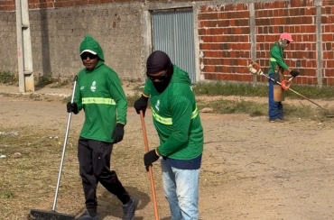 Gestão Helder Carvalho intensifica força-tarefa de manutenção urbana em Sousa 