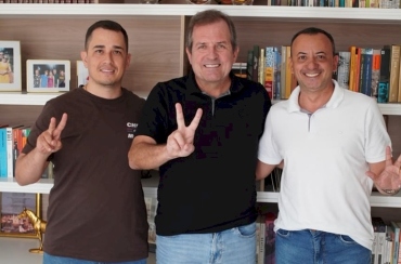 Fábio Tyrone amplia base política e recebe apoio do vereador Pedro Paulo, de Bonito de Santa Fé