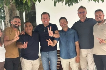 Fábio Tyrone visita Carrapateira, recebe apoio de lideranças e reforça aliança com Marcos Eron