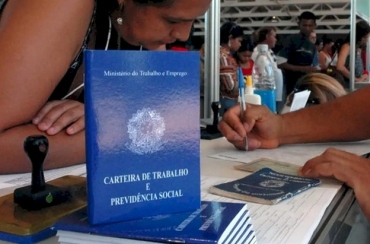Sine-PB disponibiliza quase 1,4 mil vagas de emprego em 12 municípios paraibanos