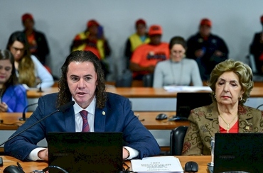 Super MEI’, com receita anual de até R$ 140 mil, é aprovado pela CAS; senador Veneziano destaca que medida corrige defasagem causada por 10 anos de inflação