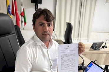Vereador Raimundo Filho solicita construção de calçamento no Sítio Várzea do Riacho, em Sao José da Lagoa Tapada 