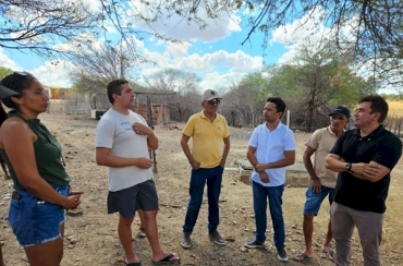 Através de ação do prefeito Helder Carvalho, vereador Diógenes Ferreira comemora construção de 40 açudes na zona rural de Sousa