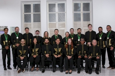 Academia Sousense de Letras empossa novos membros e lança coletânea em noite festiva