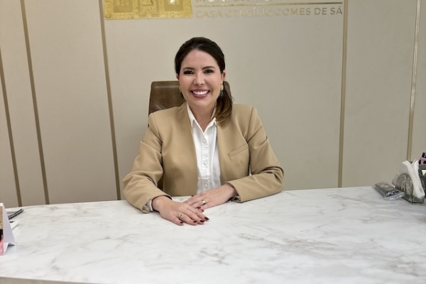 Presidente Amanda Silveira apresenta demanda por nova unidade de saúde âncora, com sede na região do Sítio Lamarão