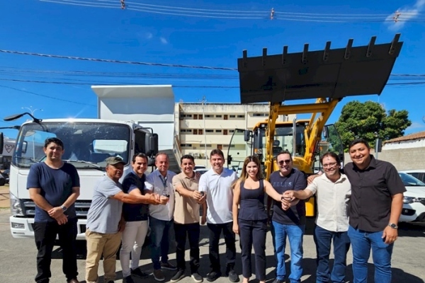 Gestão Helder Carvalho investe na modernização da frota com entrega de novos veículos