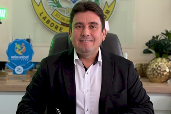 Depois de chuva de 140 mm em pouco mais de 3 horas em Sousa, prefeito Helder Carvalho determina força-tarefa 