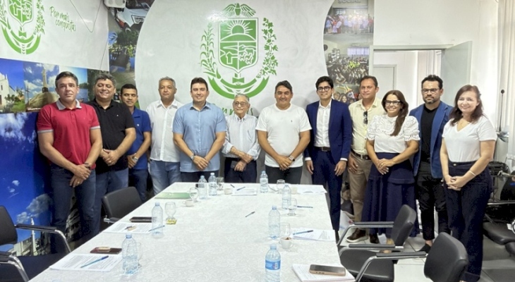 Gestores municipais e representantes do Hospital Napoleão Laureano alinham ações para atendimento oncológico no Centro Oncológico de Sousa 