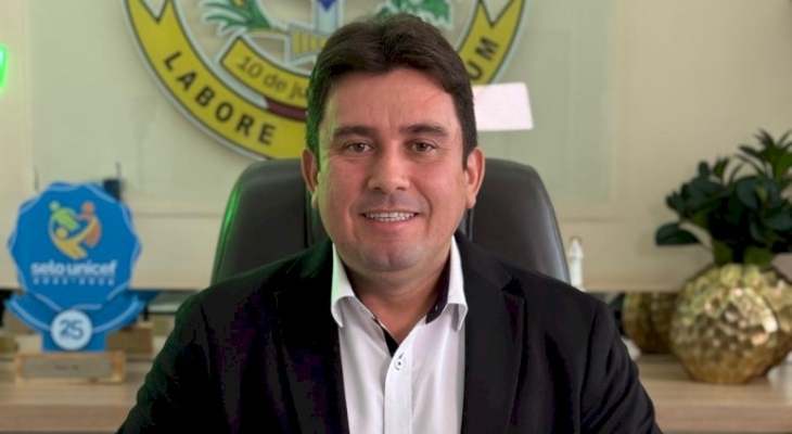 Prefeito Helder Carvalho assina ordem de serviço de R$ 5,5 milhões para nova iluminação em LED em setores de Sousa e São Gonçalo 