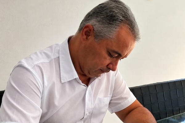 Prefeito Gerôncio Júnior assina convênio com o Governo da Paraíba para a construção de dois novos portais em São Francisco
