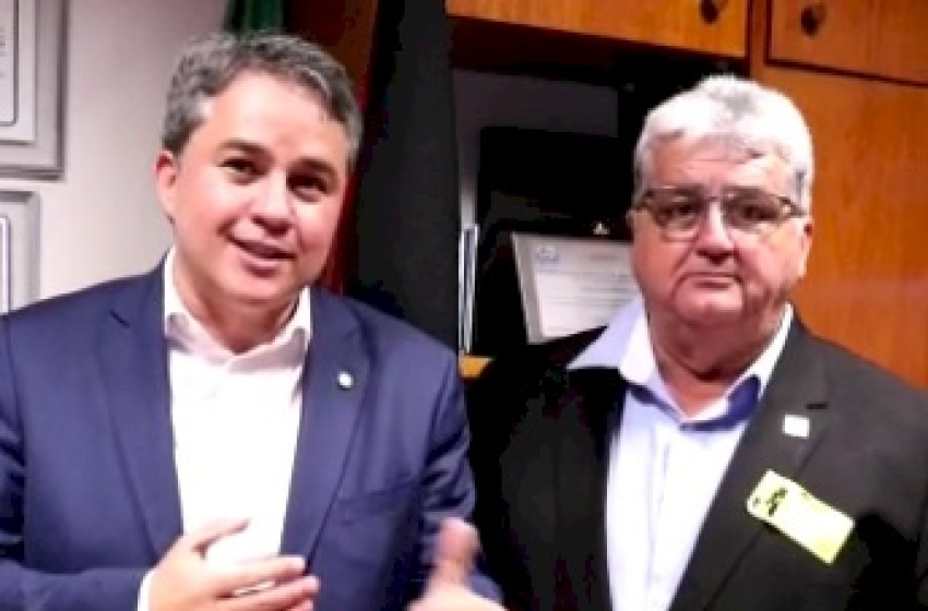 Célio da Usina em reunião com Efraim Filho 