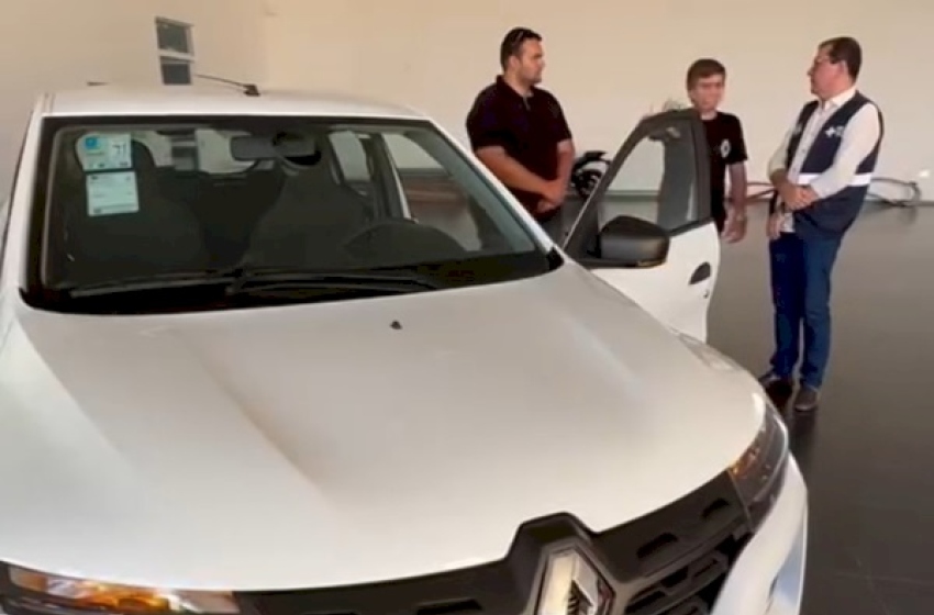 Entrega de veículos à Secretaria de Saúde de Sousa 